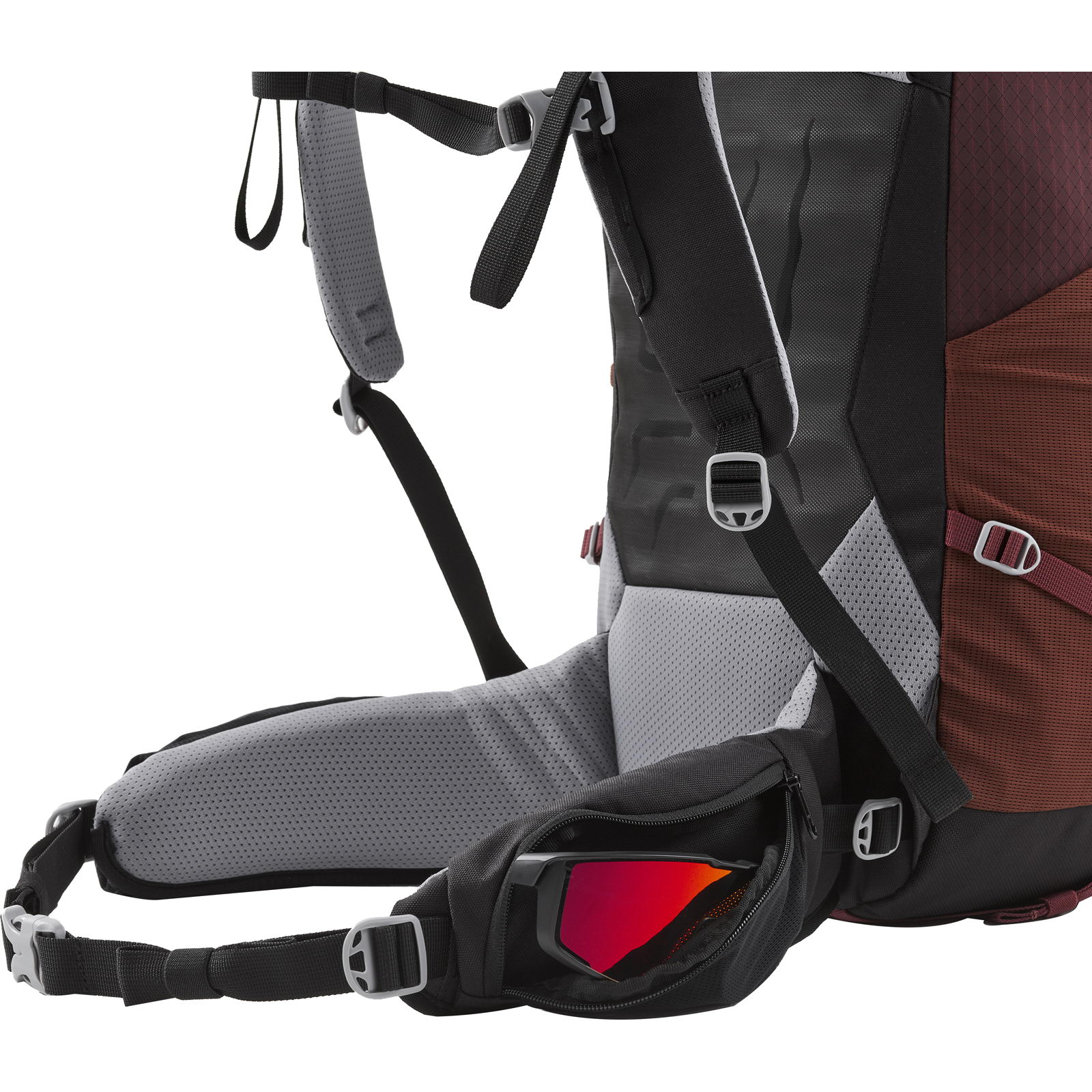 MILLET Ubic 40 Women - Wander- und Tourenrucksack e-dark red - Bild 8